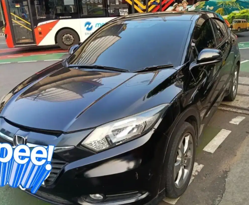 Honda HRV tipe s tahun 2018 metik warna hitam