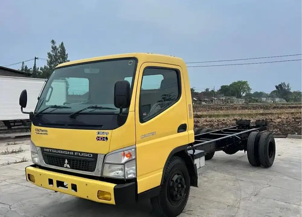 Mitsubishi canter 136hdl tahun 2016
