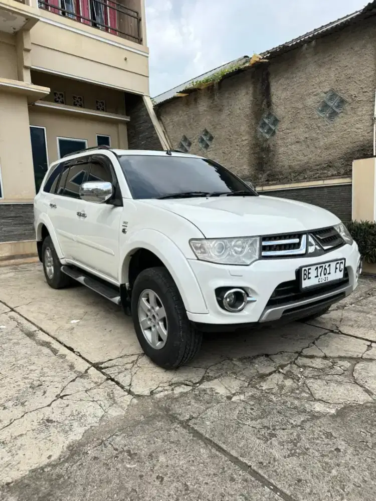 PAJERO SPORT DAKAR VGT 2.5 AT TAHUN 2015.