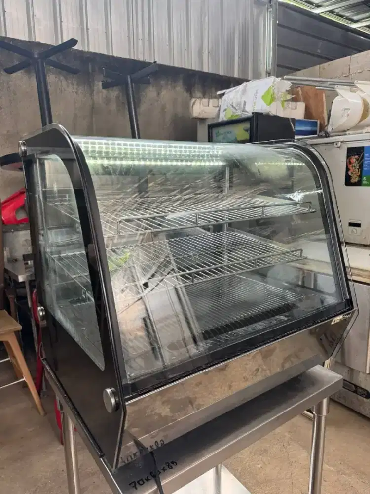 Dijual Showcase Top Table
Kapasitas 120L
Uk 69x57x69
