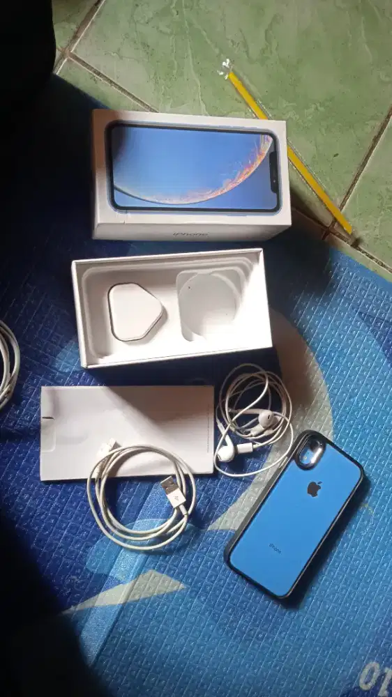 iPhone xr 128gb