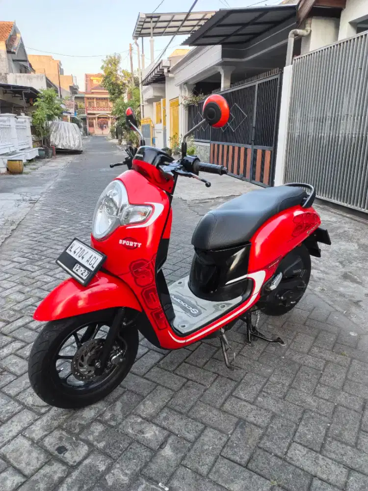 Scoopy Sporty ISS 2017