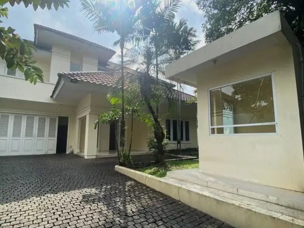 Dijual Rumah Mewah di Area Menteng Jakarta Pusat Std681