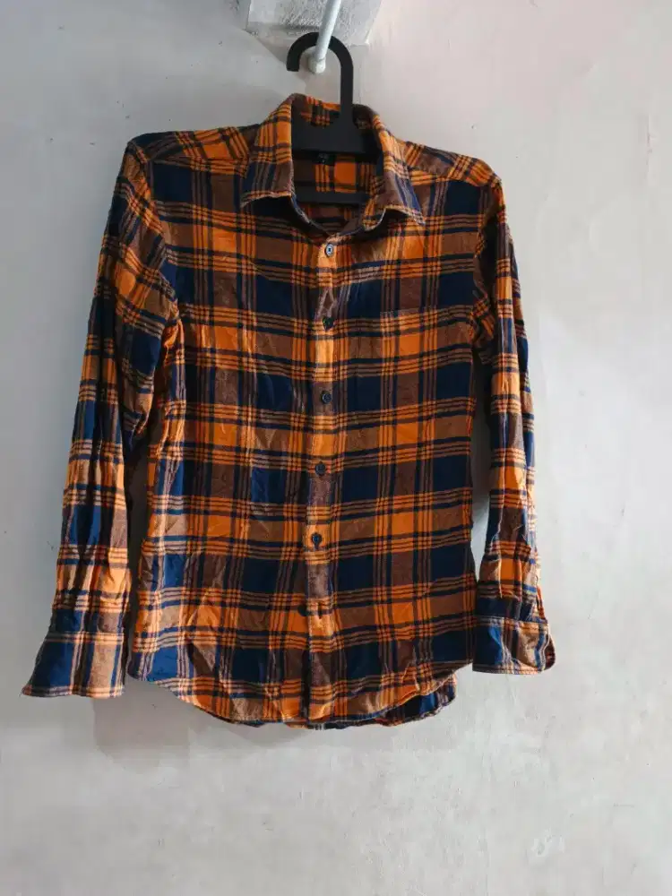 Kemeja Flanel Uniqlo
