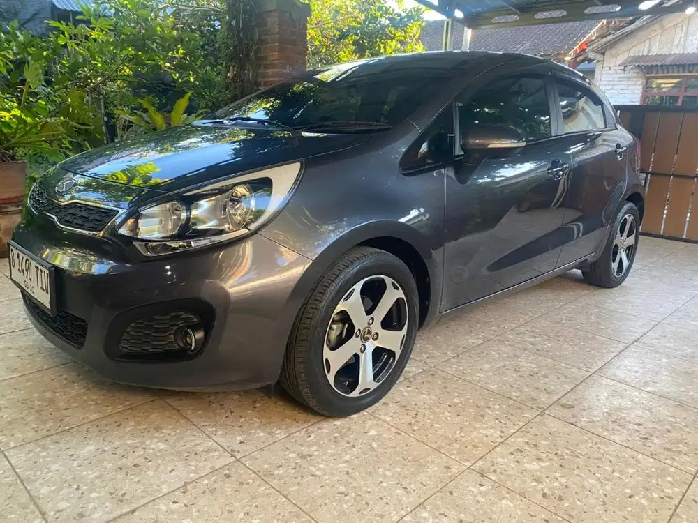 Kia All New Rio Matic Istimewa 2015