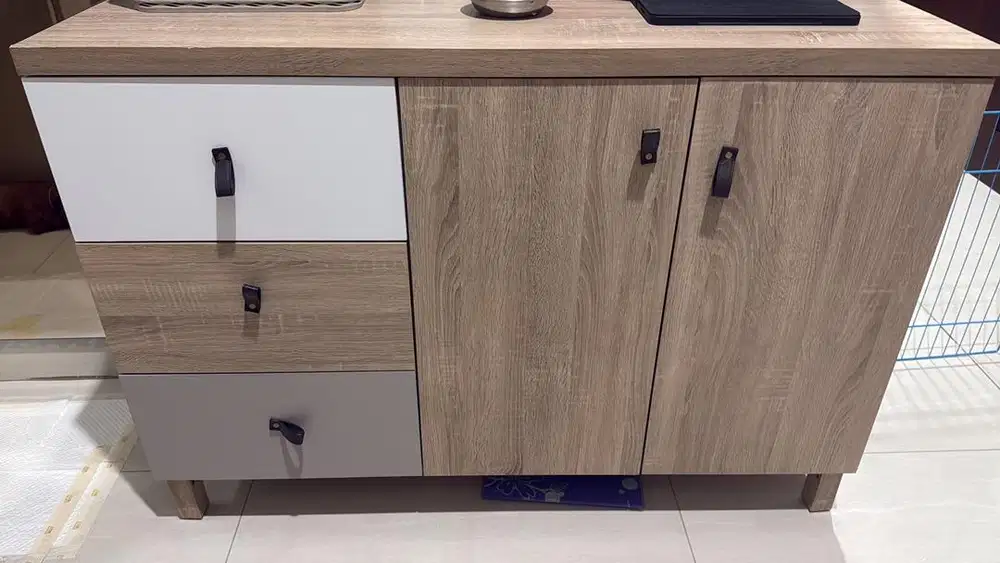 Lemari softboard dgn 3 laci