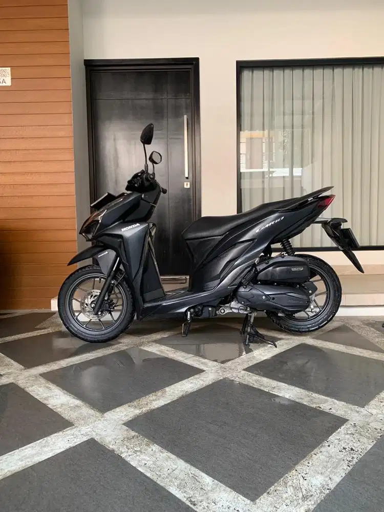 HONDA VARIO 125 2022 CBS ISS PAJAK ON, PLAT DKI, SRT LGKP, MESIN ENAK