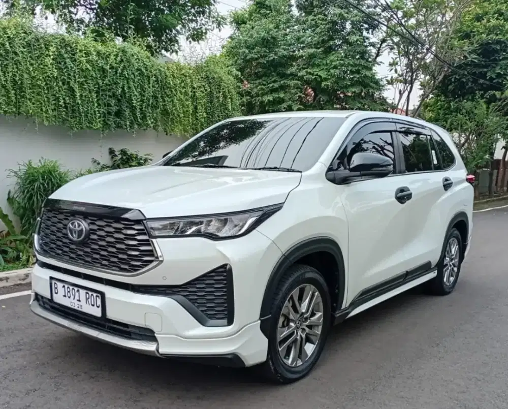 [Cash] Innova zenix 2.0 V AT 2023 matic cvt