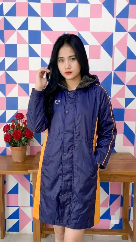 Long jaket Nike bulu serva