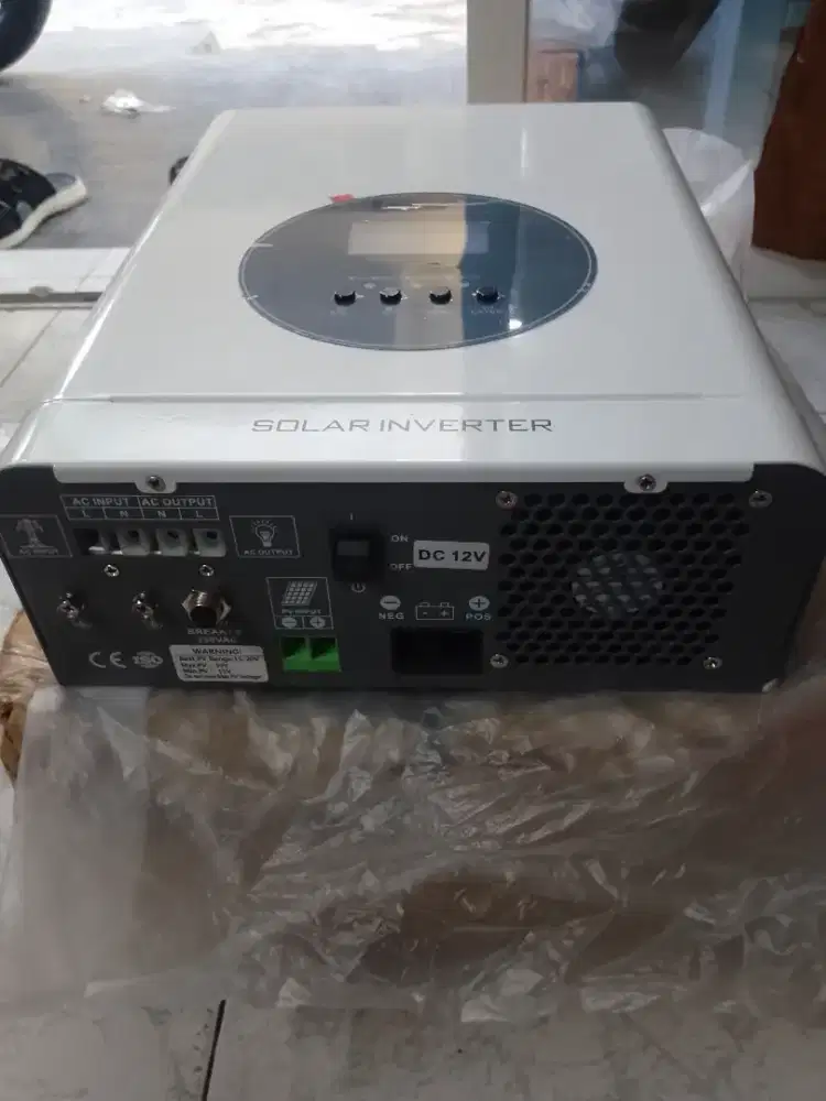 Solar inverter 1200 Watt DC 12 V