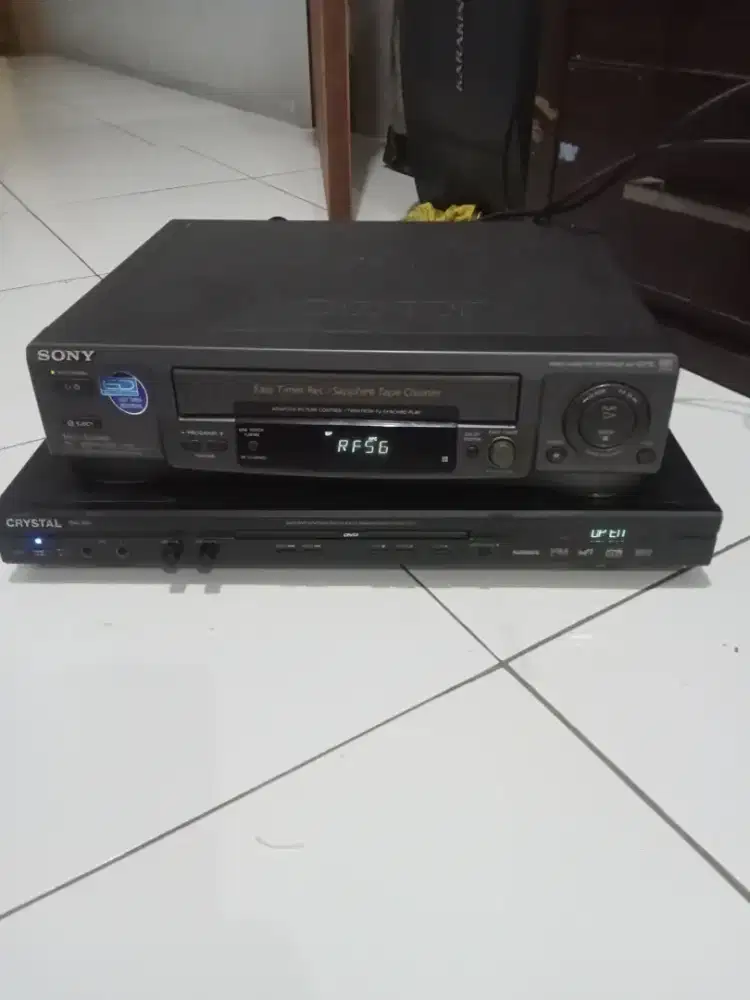 Borongan Sony Player VHS slv-ED10 + DVD karaoke Cristal