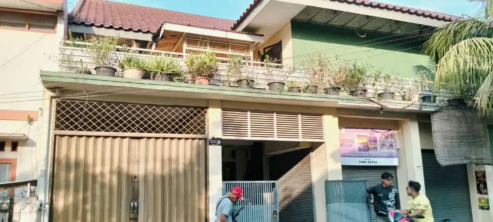 Rumah 2 Lantai Siap Huni di Perumahan Bambu Duri – Lokasi Strategis!
