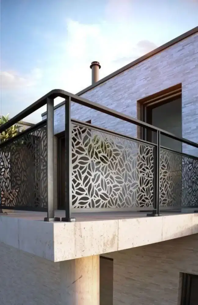 PAGAR BALKON MINIMALIS