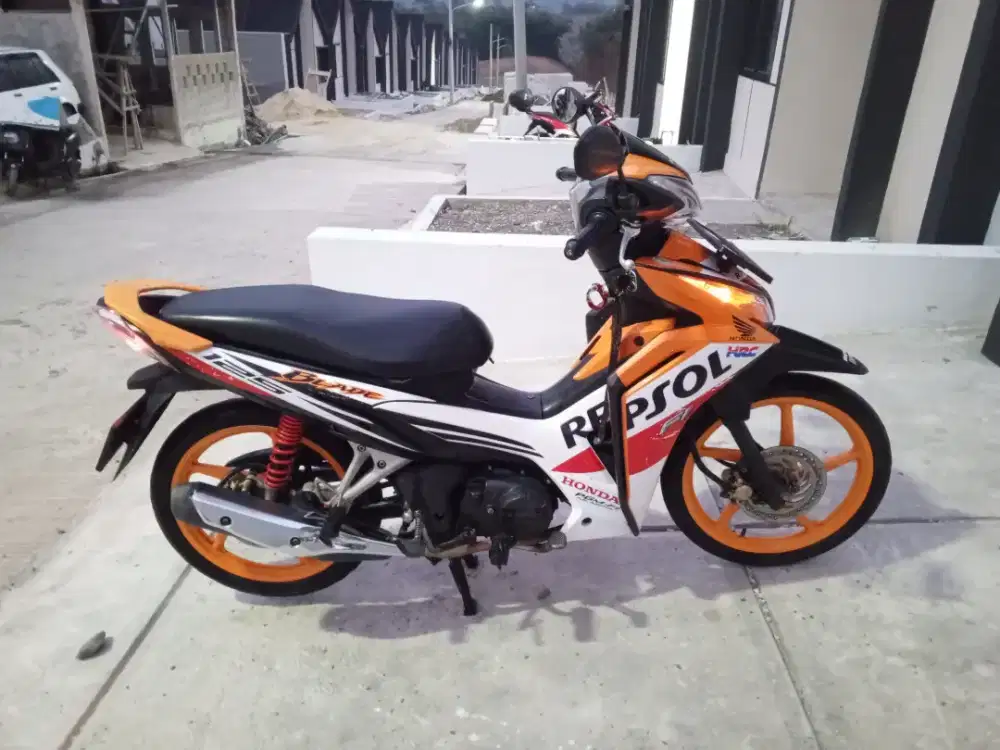 HONDA BLADE REPSOL 125FI
