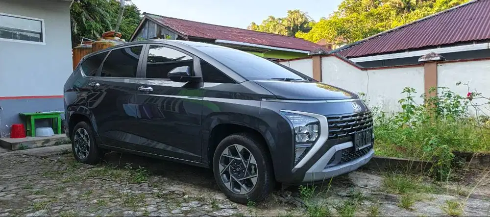 Hyundai Stargazer Prime 1.5 AT 2023 Captain Seat Low Odo (3rb)
