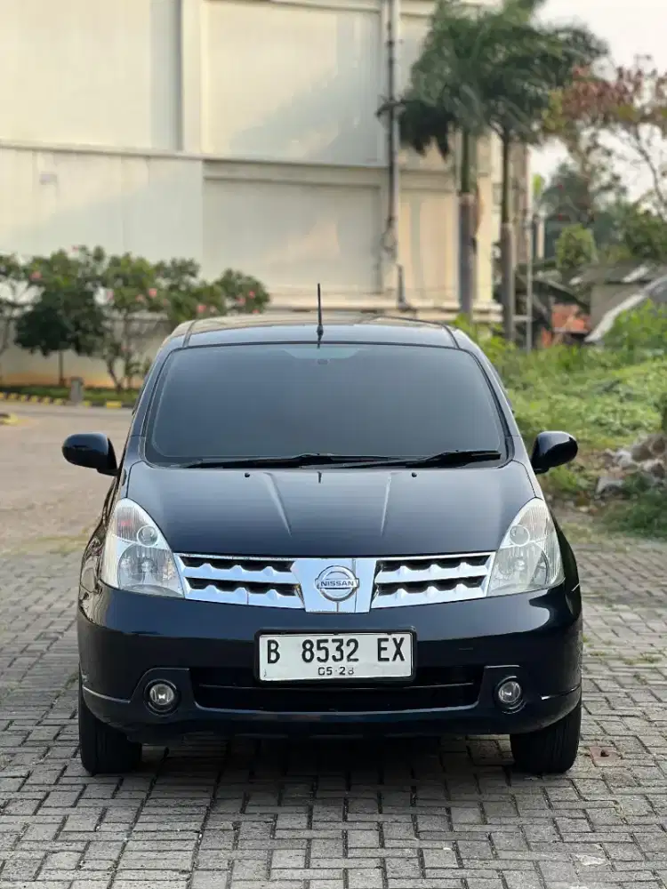 Nissan Grand Livina XV manual 2007 Biru