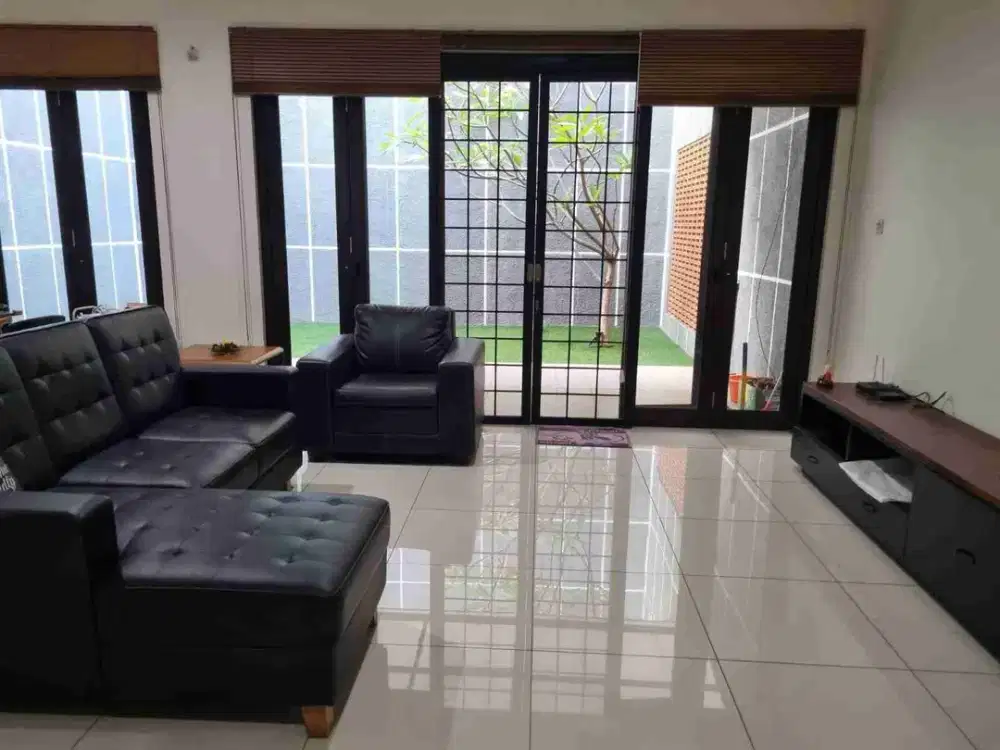 Dijual Cepat Rumah Cluster Terdepan di Asia Tropis, Kota Harapan Indah Bekasi