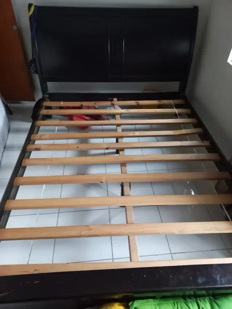 Dipan Kasur 160x200