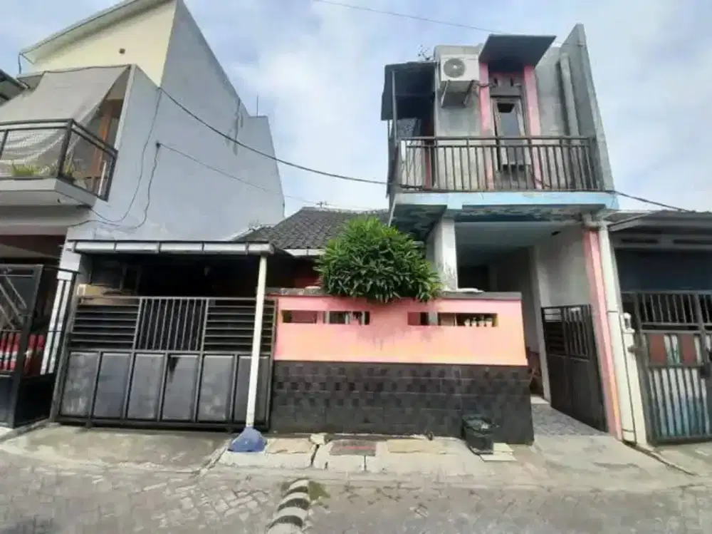 Rumah 1,5 Lantai(Perum)NGRINGO Jaten KRA,Dekat Pasar,Plaza,Stasiun,