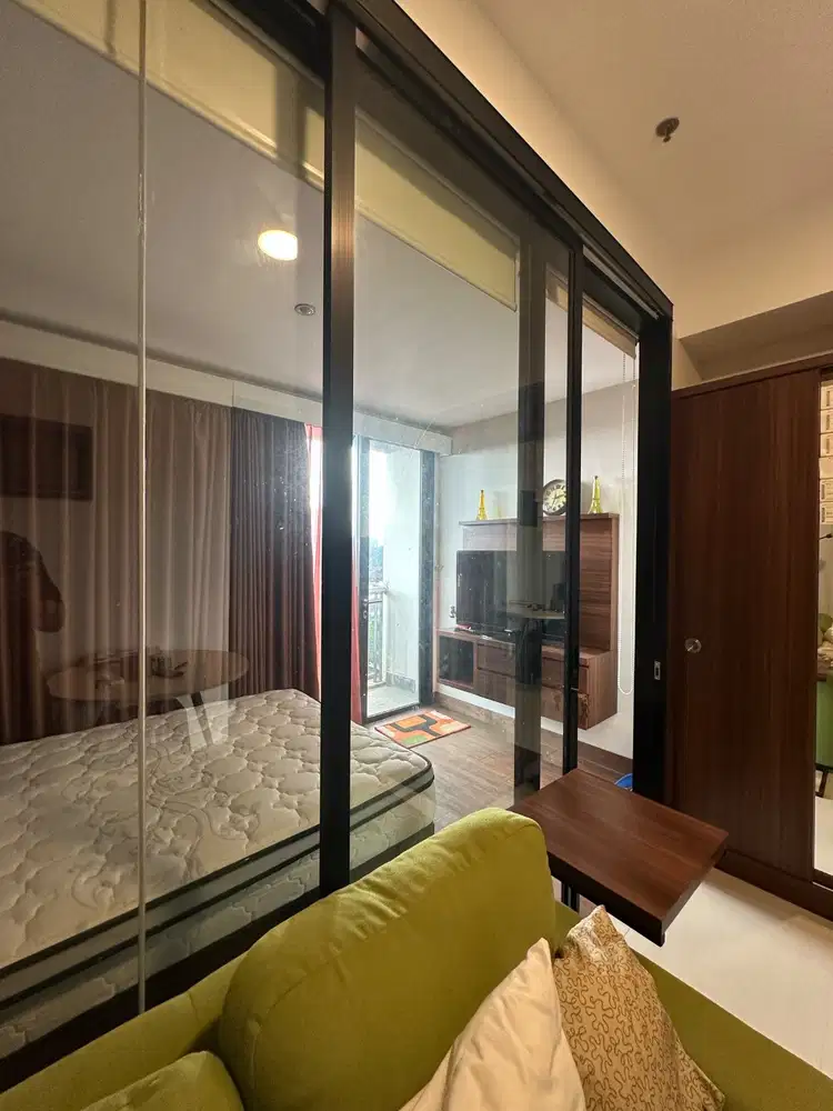 Unique Studio Beverly Dago Bandung