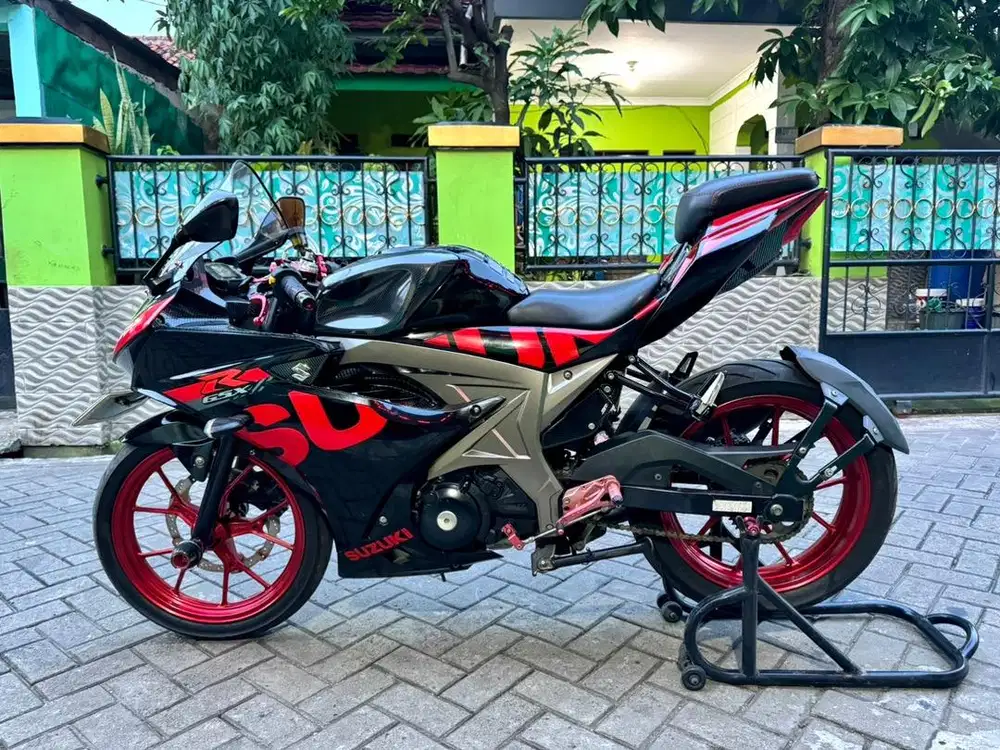 FOR SALE GSX R-150, PAJAK ON SS LENGKAP (FIRST HAND)