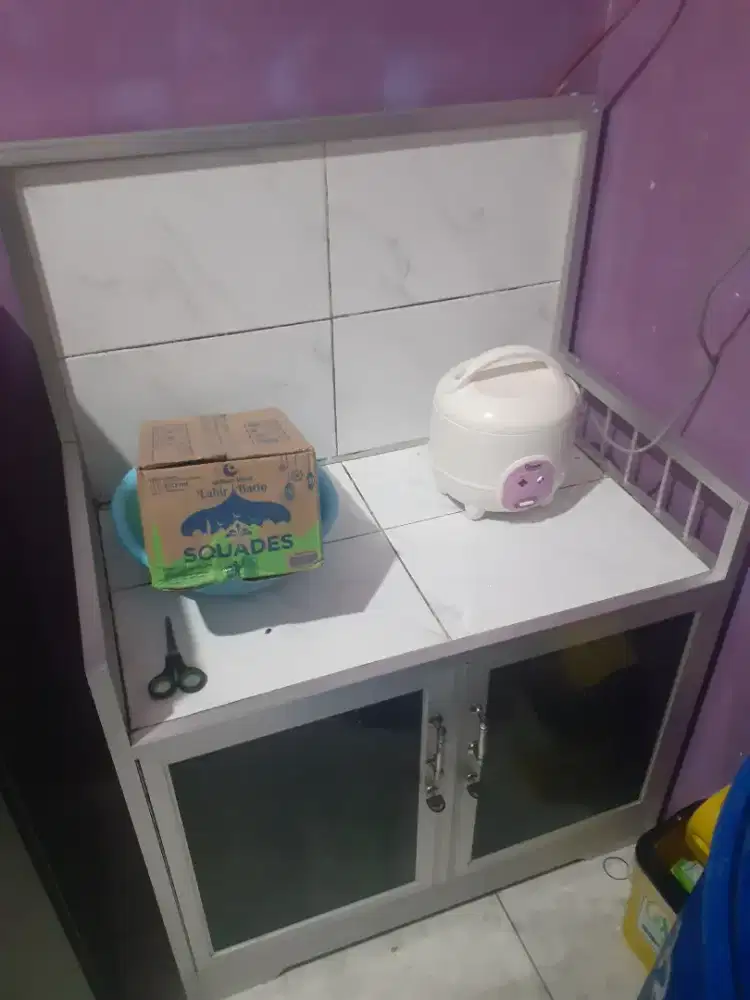 meja kompor keramik