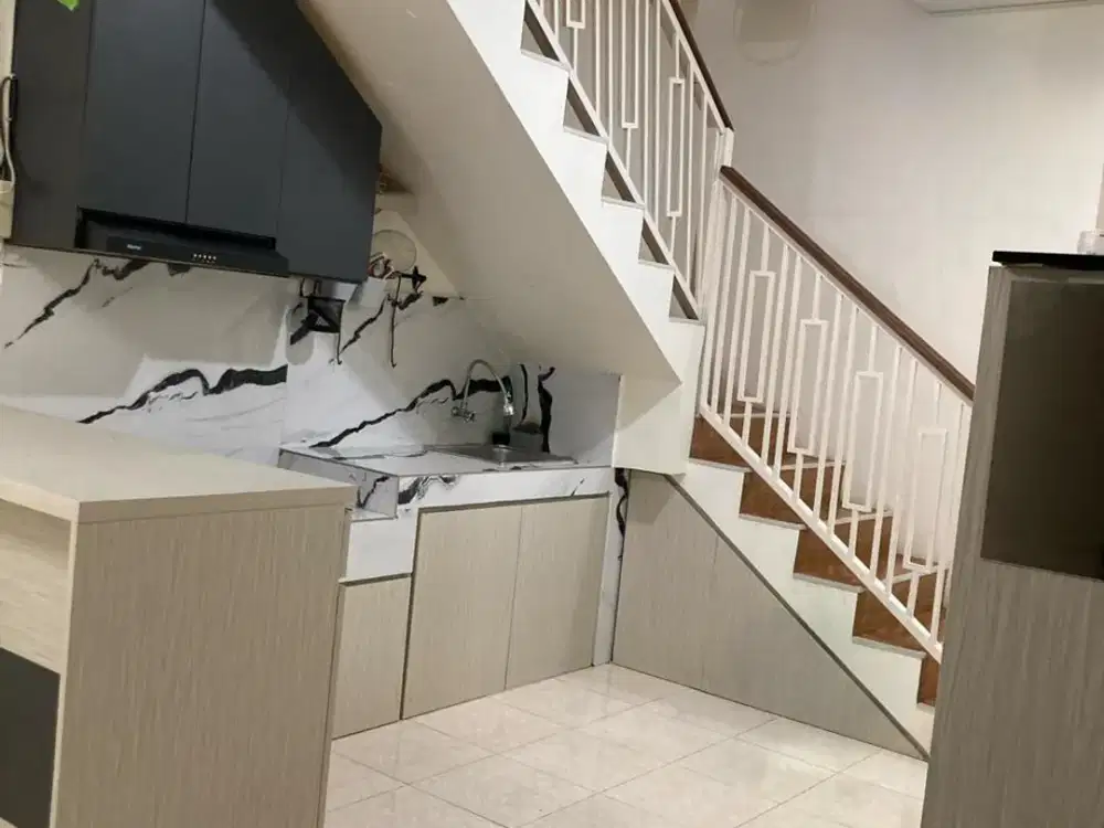 Rumah Mewah 2 Lantai Full Renovasi Murah di Cluster Perumahan The River Parung Panjang Siap Huni Dekat Stasiun KRL & Akses Tol Legok Cisauk Tangerang