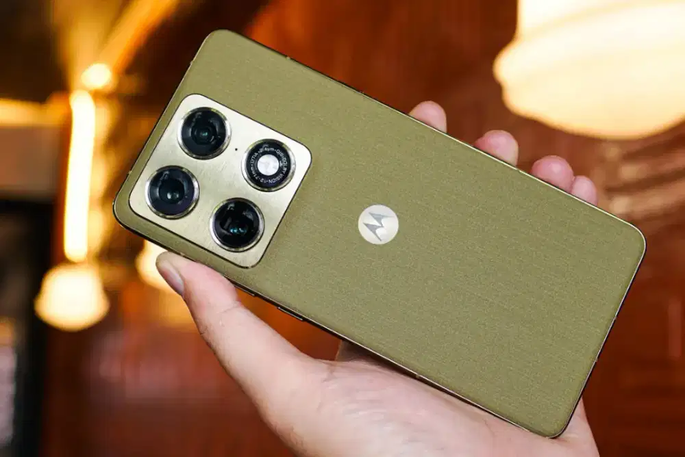 Motorola Signature 12/256 olive fullset