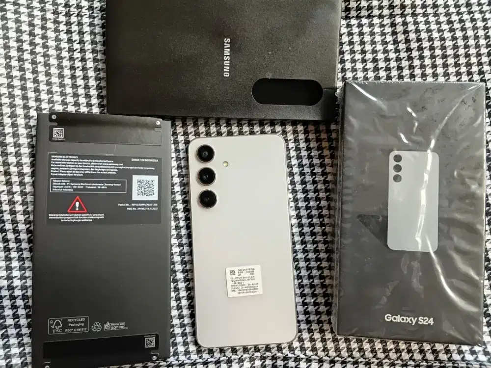 Samsung Galaxy S24 8/256 fullset