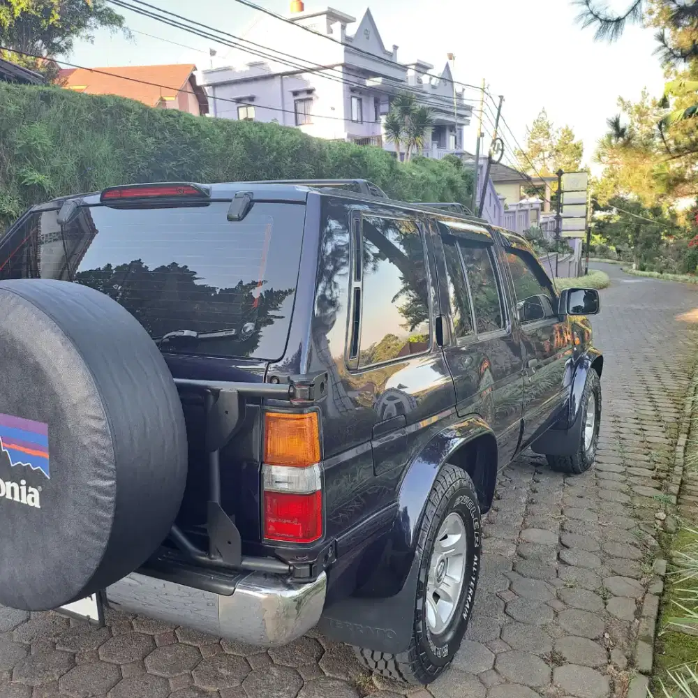 Nissan Terrano 2001 Granroad XTR Terawat, Rapih, Low KM