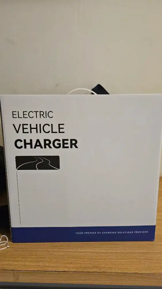 Wall charging mobil ev