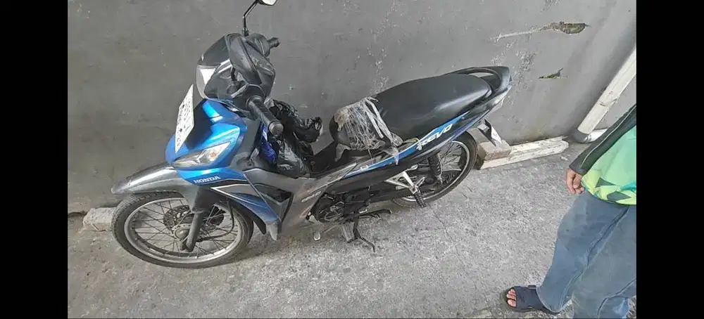 Honda Revo 2014 Surabaya