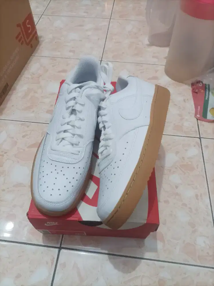Sepatu Nike Court Vision LO