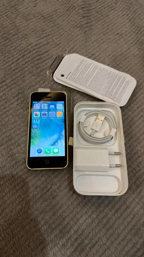 Iphone 5c Yellow 32GB Resmi Ibox