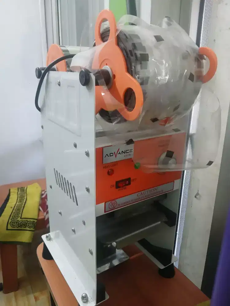 Cup Sealer Advance