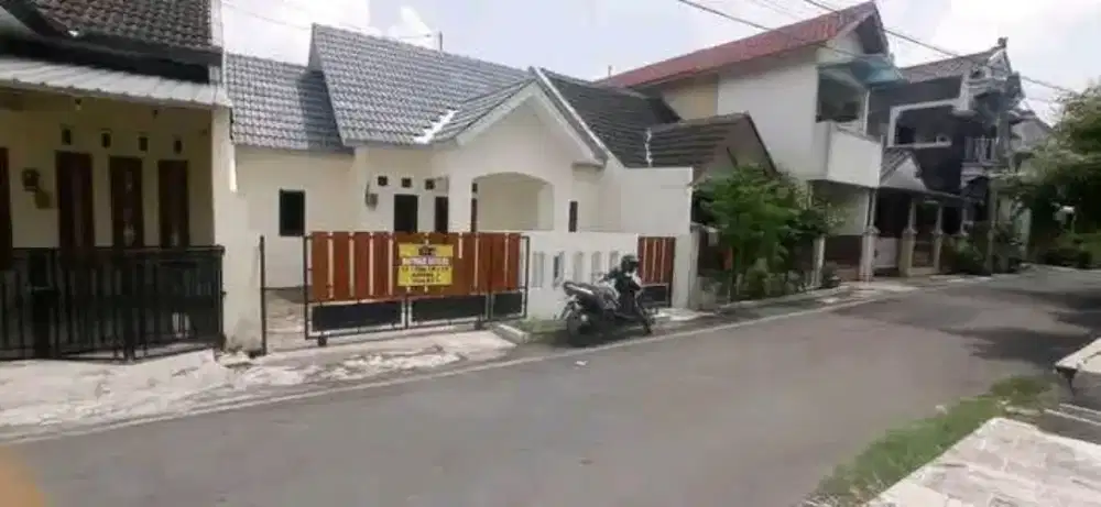 RUMAH SIAP HUNI(PERUM) NGRINGO Jaten KRA,Dekat Solo,UNS,Stasiun