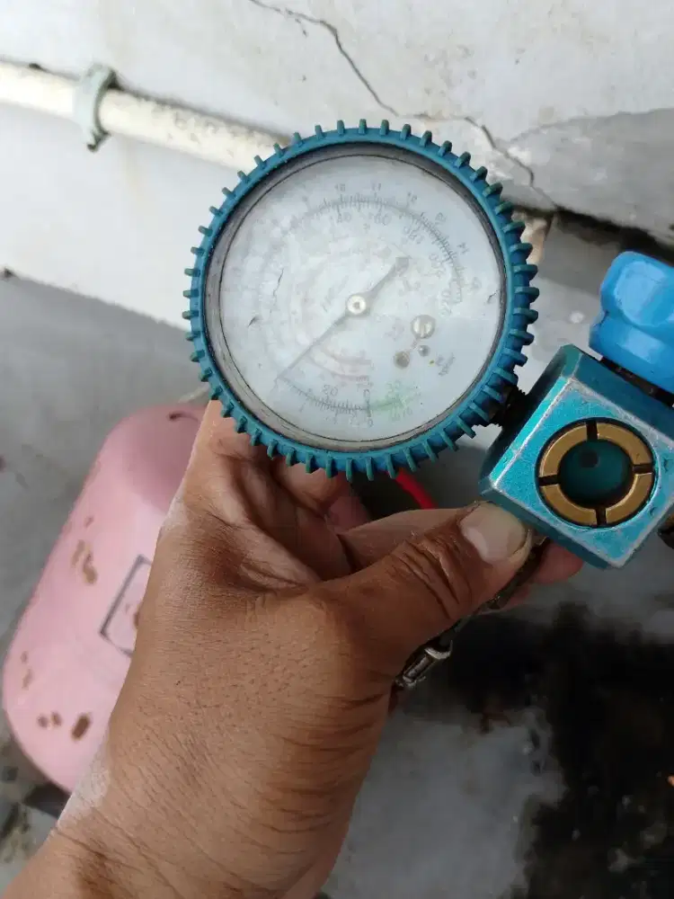 Jasa servis AC kulkas mesin cuci kompa air jasa