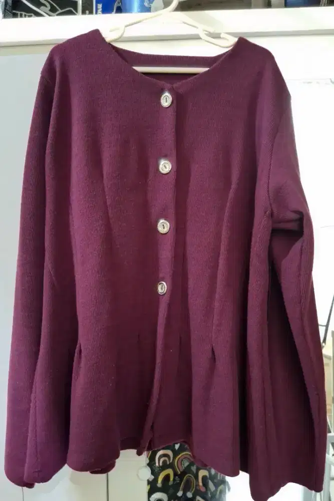 Blouse Atasan Fit Body Knit Maroon