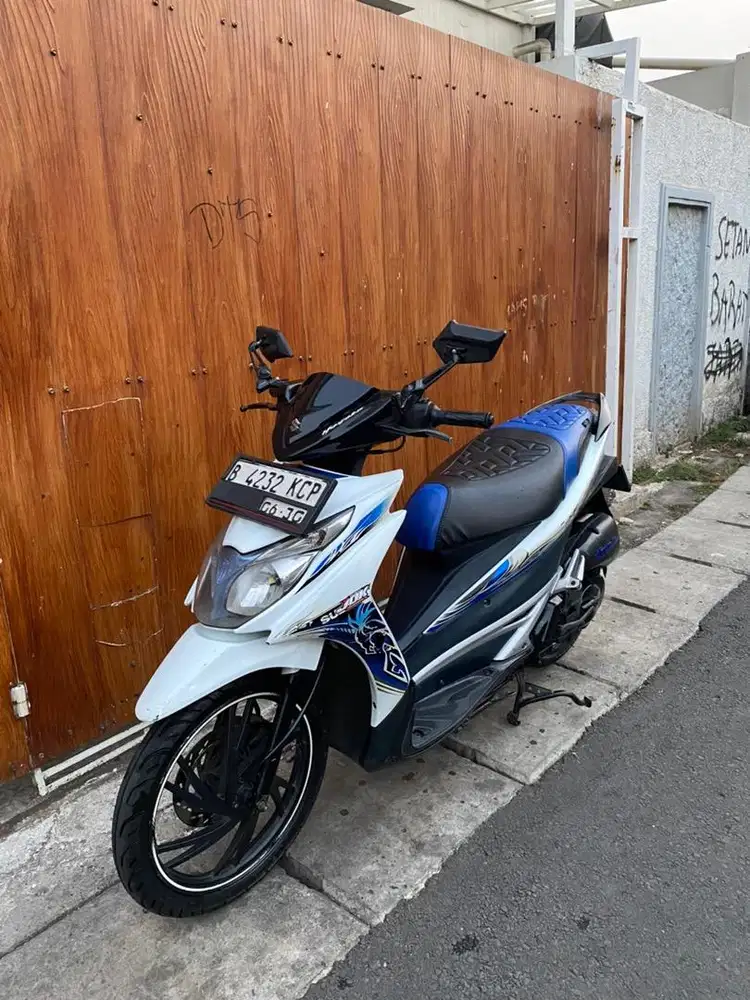 Hayate 125 putih biru