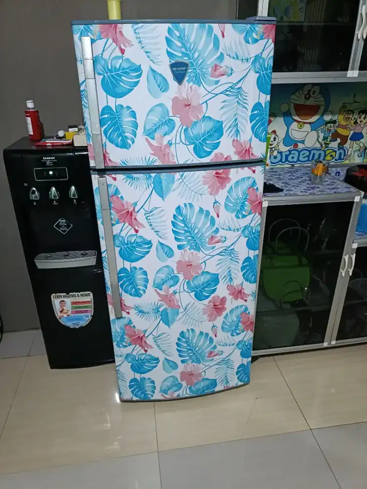 Kulkas sharp 2pintu