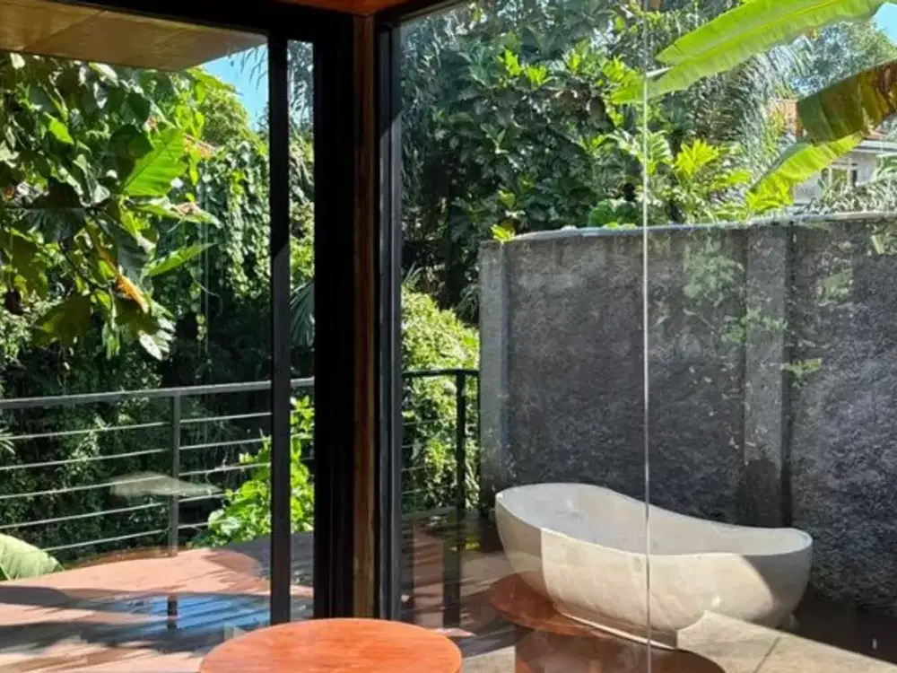 VILLA ASRI KEMENUH GIANYAR