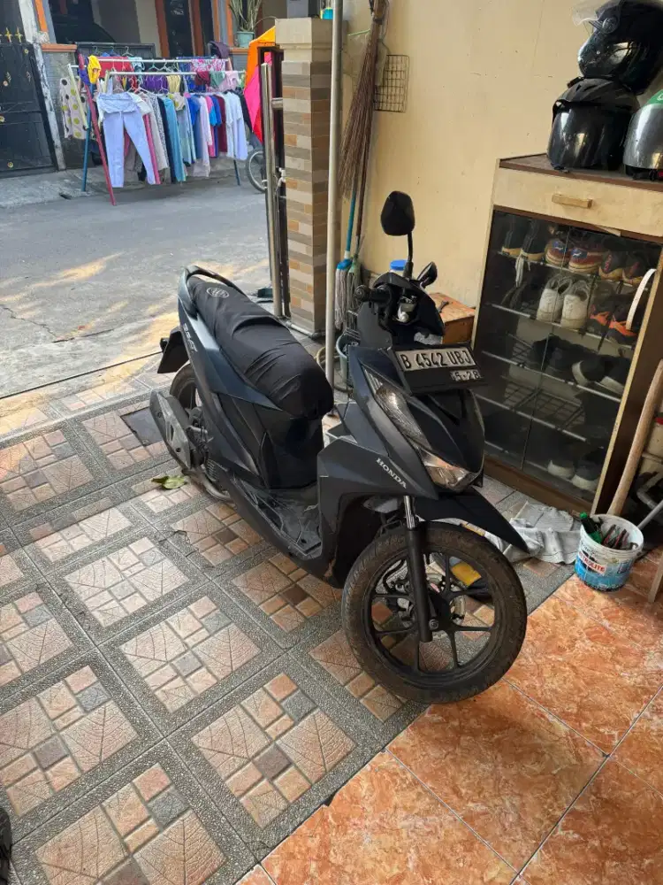 jual cepet Honda beat deluxe tahun 2023, TT/ bt masuk