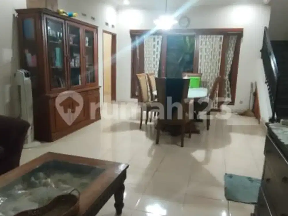 Ini yang Cocok Buat Kamu Rumah Cakep 2 Lantai Dekat ke Tol Pasteur Gunung Batu Bandung