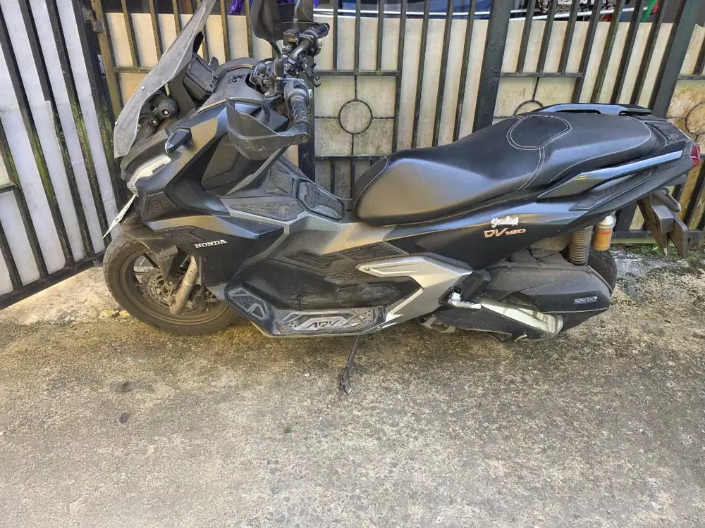 Jual Honda ADV 160 abs thn 2023