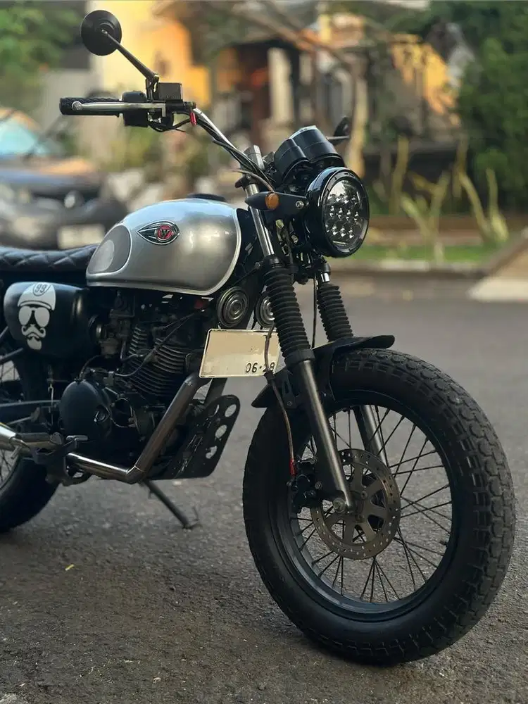 KAWASAKI W175 2018