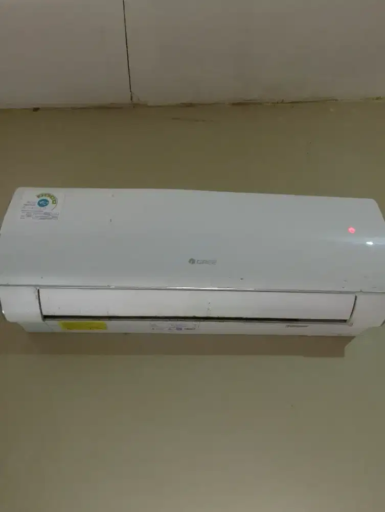 AC GREE 1/2 PK INVERTER (unit only)