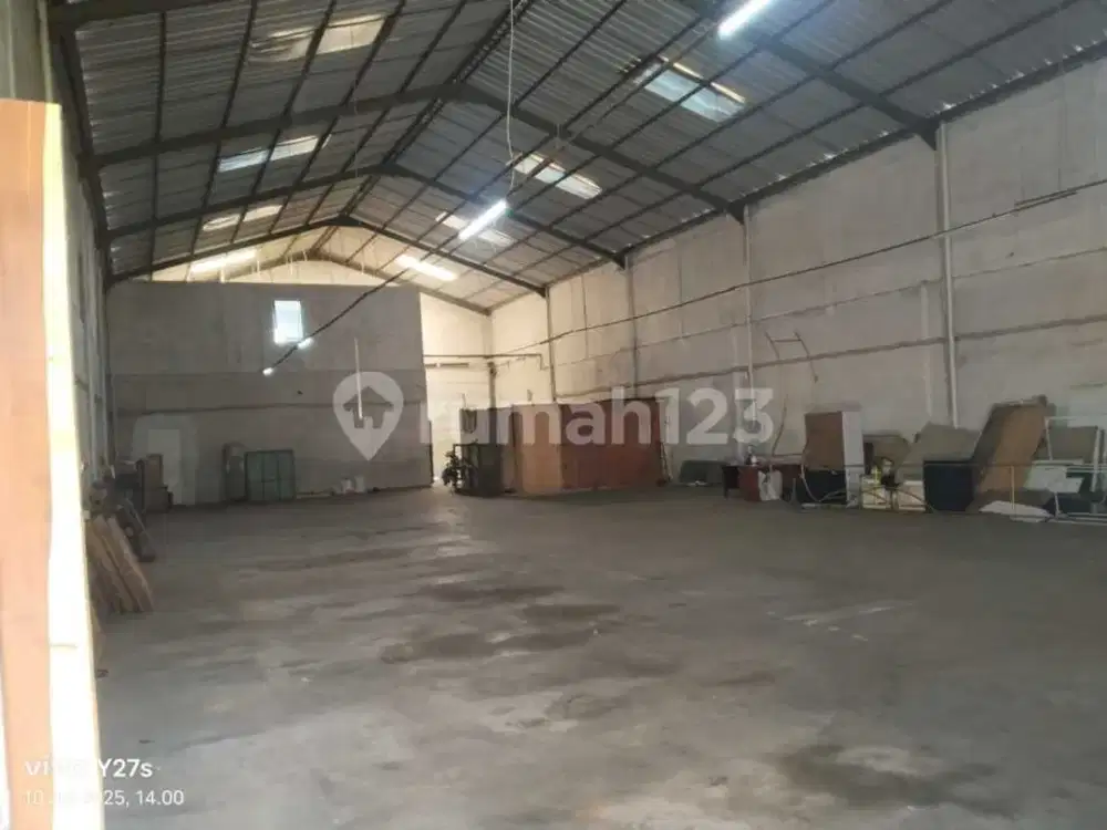 Gudang Keren Dan Aman Dalam Komplek Gudang Nanjung Bandung