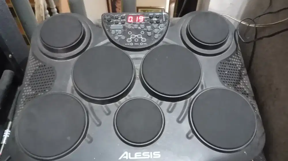 Alesis Compact Kit 7