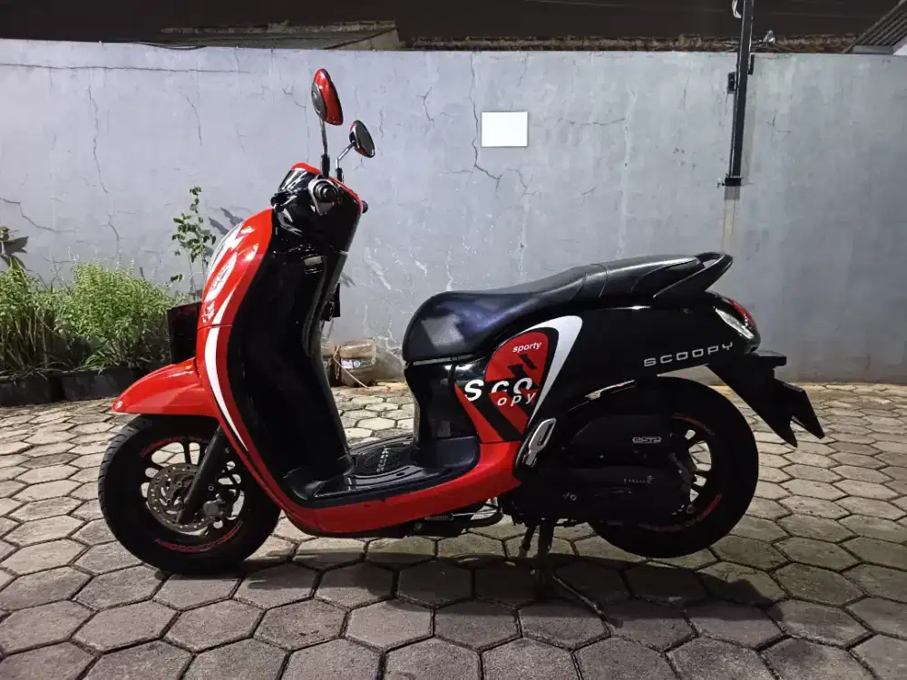 Jual Honda Scoopy Tahun 2022 Pajak Hidup