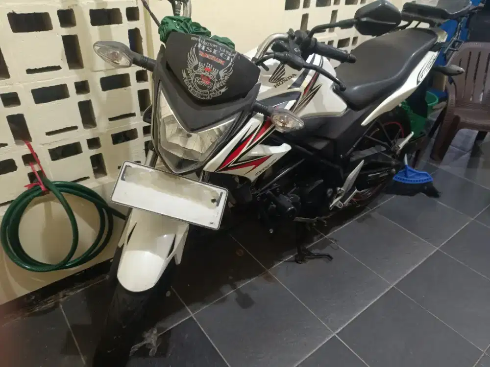 Honda CBR 150R StreetFire